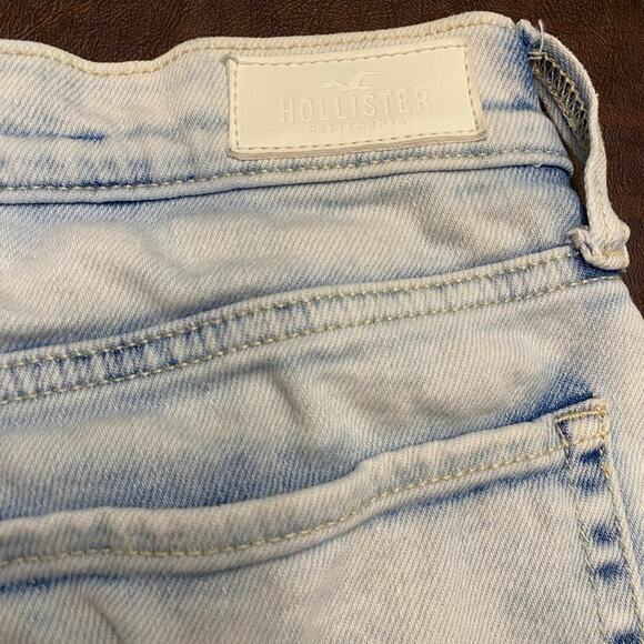 Hollister Thrashed Grunge Ultra High Rise Bermuda Shorts Size 9 - Picture 4 of 6